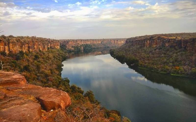 ভারতের বিস্ময়কর ৮ টি নদী ক্যানিয়ন ( River canyons in India ) 8 চম্বল গিরিখাত, রাজস্থান