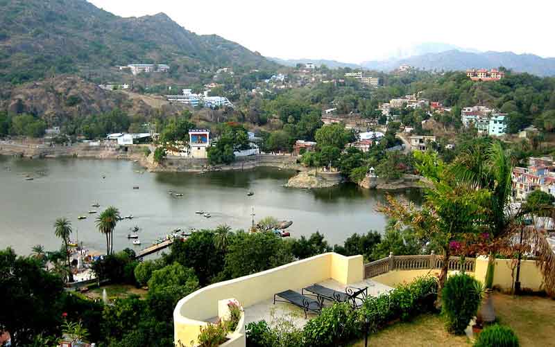 Home 1 বর্ষাকালে কম বৃষ্টির গন্তব্য