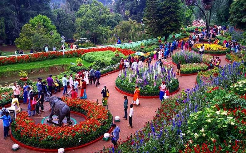 কলকাতায় উদ্যান ও পার্ক: সেরা 9 টি - Gardens and Parks in Kolkata