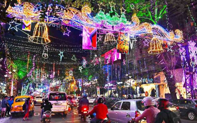 পার্ক স্ট্রিট - ফুডি ও নাইটলাইফ প্রেমীদের স্বর্গ