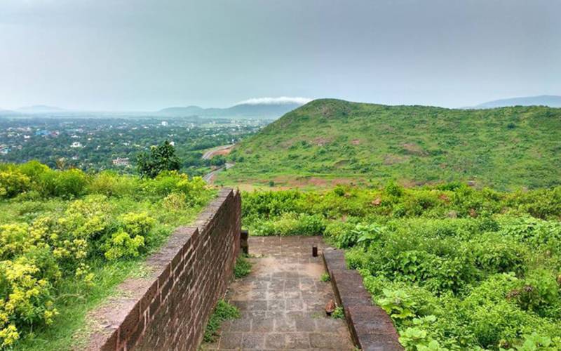 দেউলি হিলস