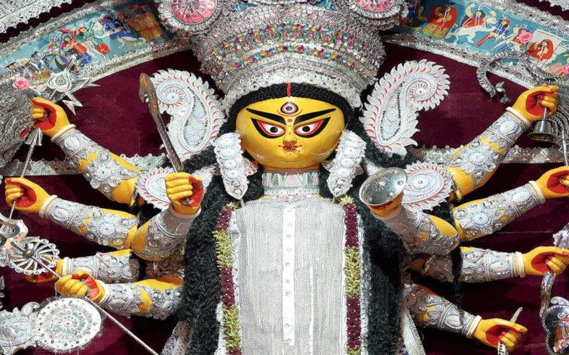 উত্তর কলকাতার দুর্গাপূজা প্যান্ডেল ভ্রমণ গাইড ২০২৫: সেরা ৩৫ 6 বাগবাজার সর্বজনীন